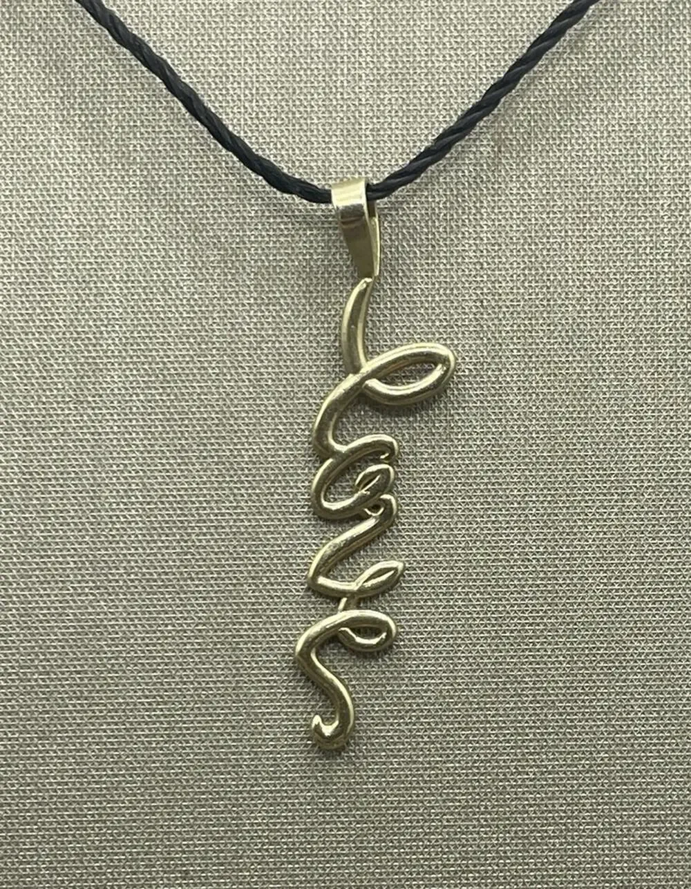 10K Yellow Gold Cursive Love Pendant (26759)